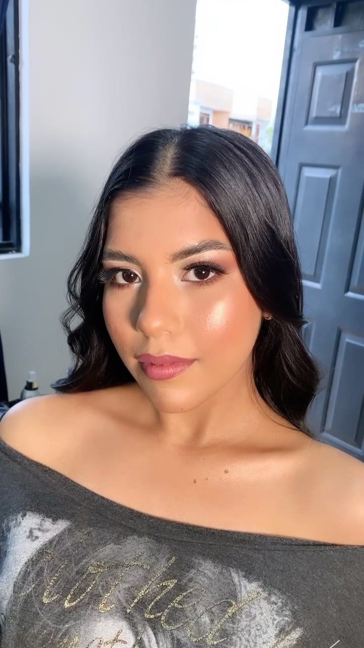 Post 5 by • E N A    A R R O Y O ✨ on Instagram (video)
