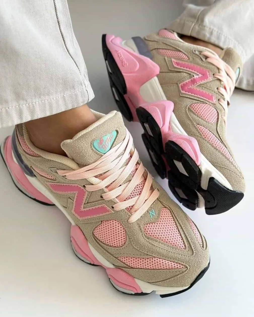 Post 10 by Shoes Store 👟🛍️ on Instagram (image)