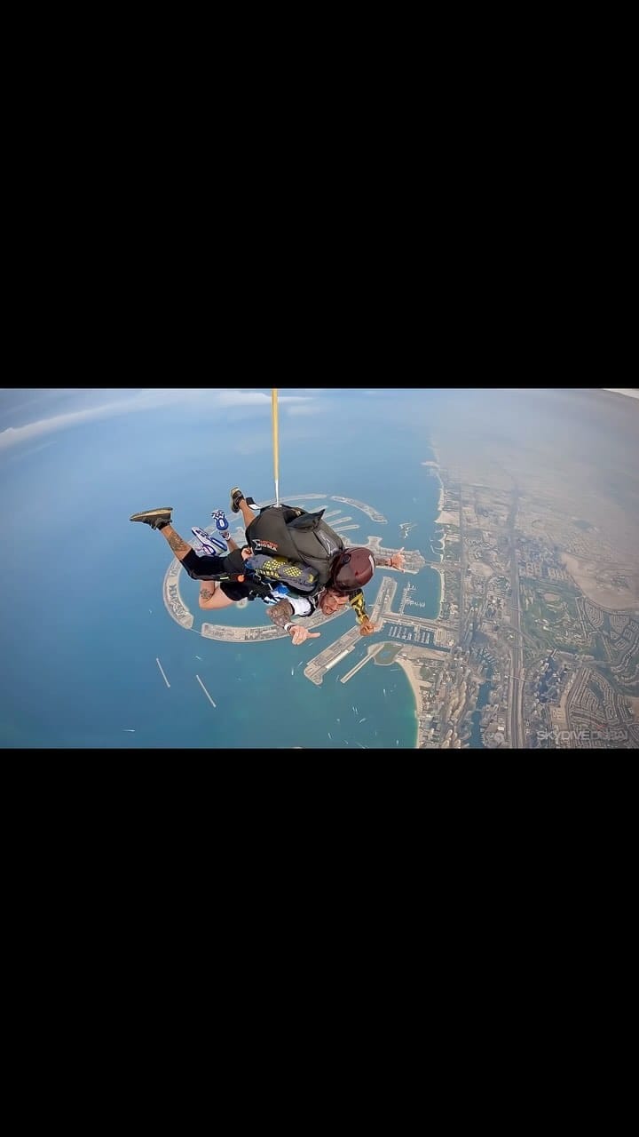 Post 10 by Jesuan Gonzalez -PiPo- on Instagram (video)