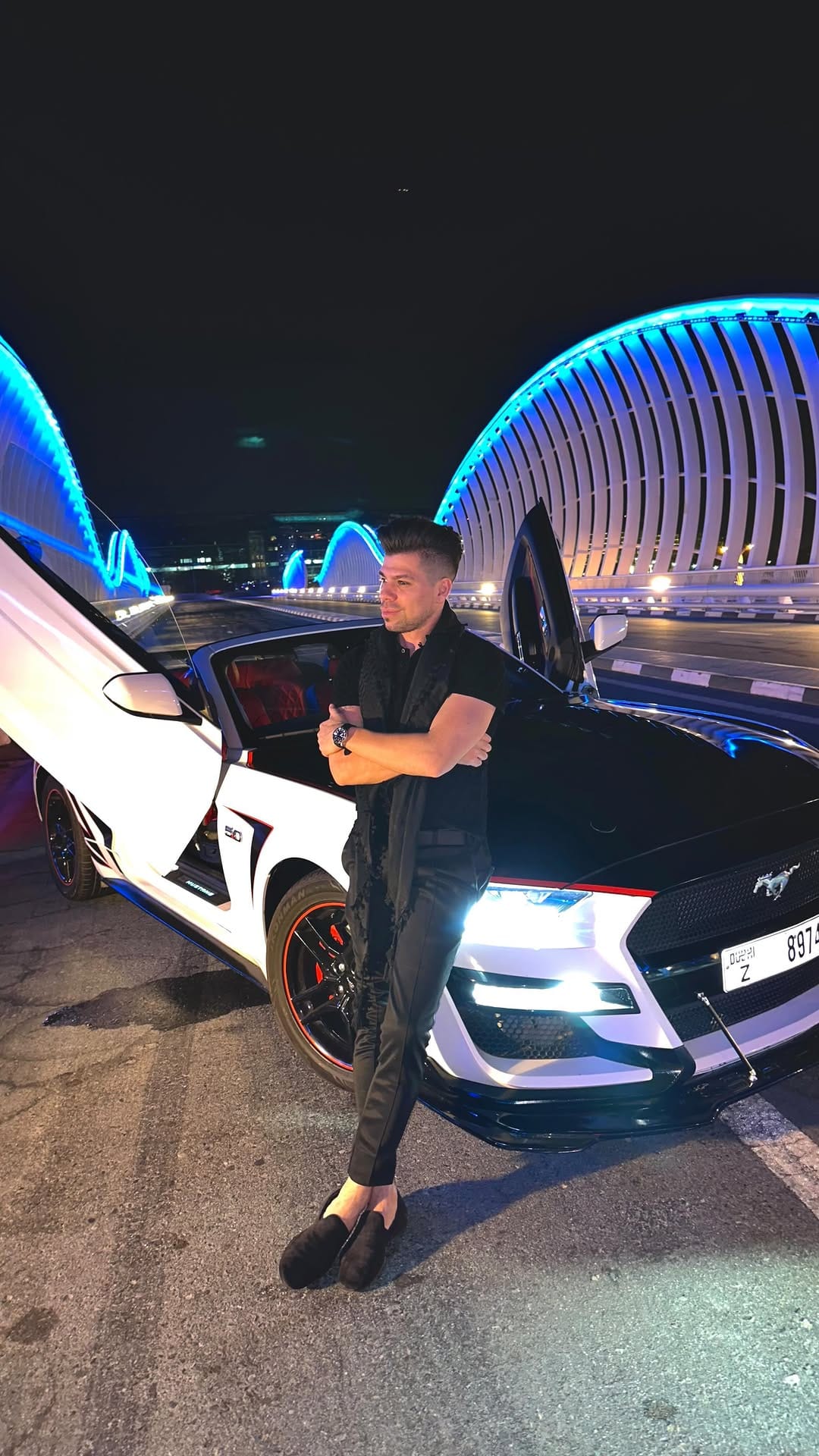 Post 8 by Allan Barros on Instagram (video)