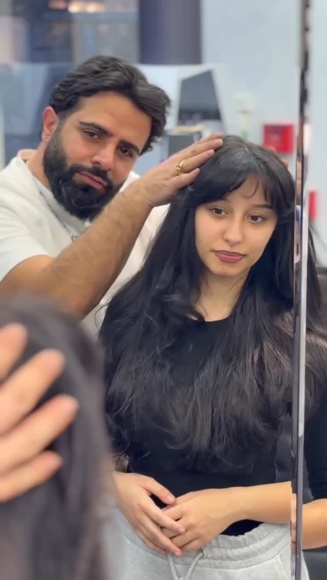Post 5 by SALON KAYLI • Manucure Russe Paris on Instagram (video)