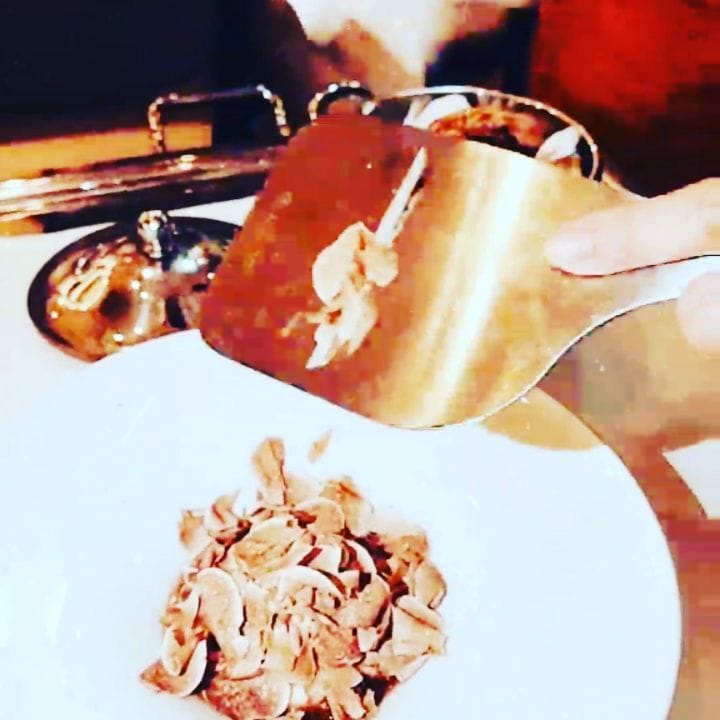 Post 4 by HK ’s Best food on Instagram (carousel)