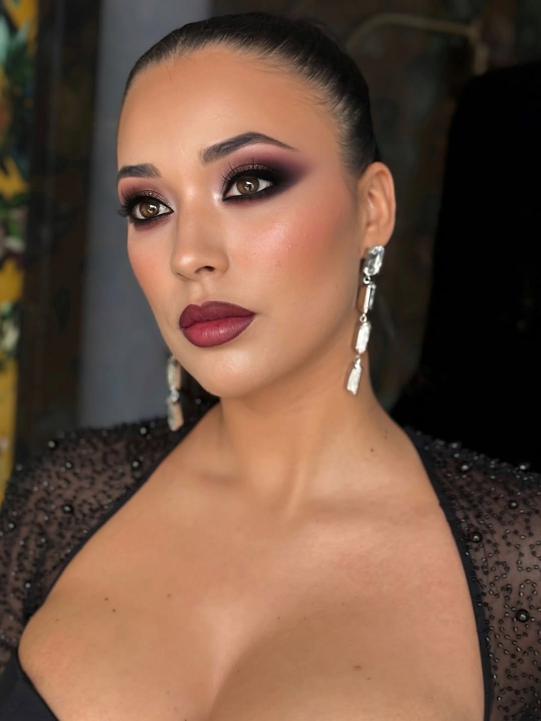 Post 7 by Conchi Dominguez - Konmakeup on Instagram (carousel)