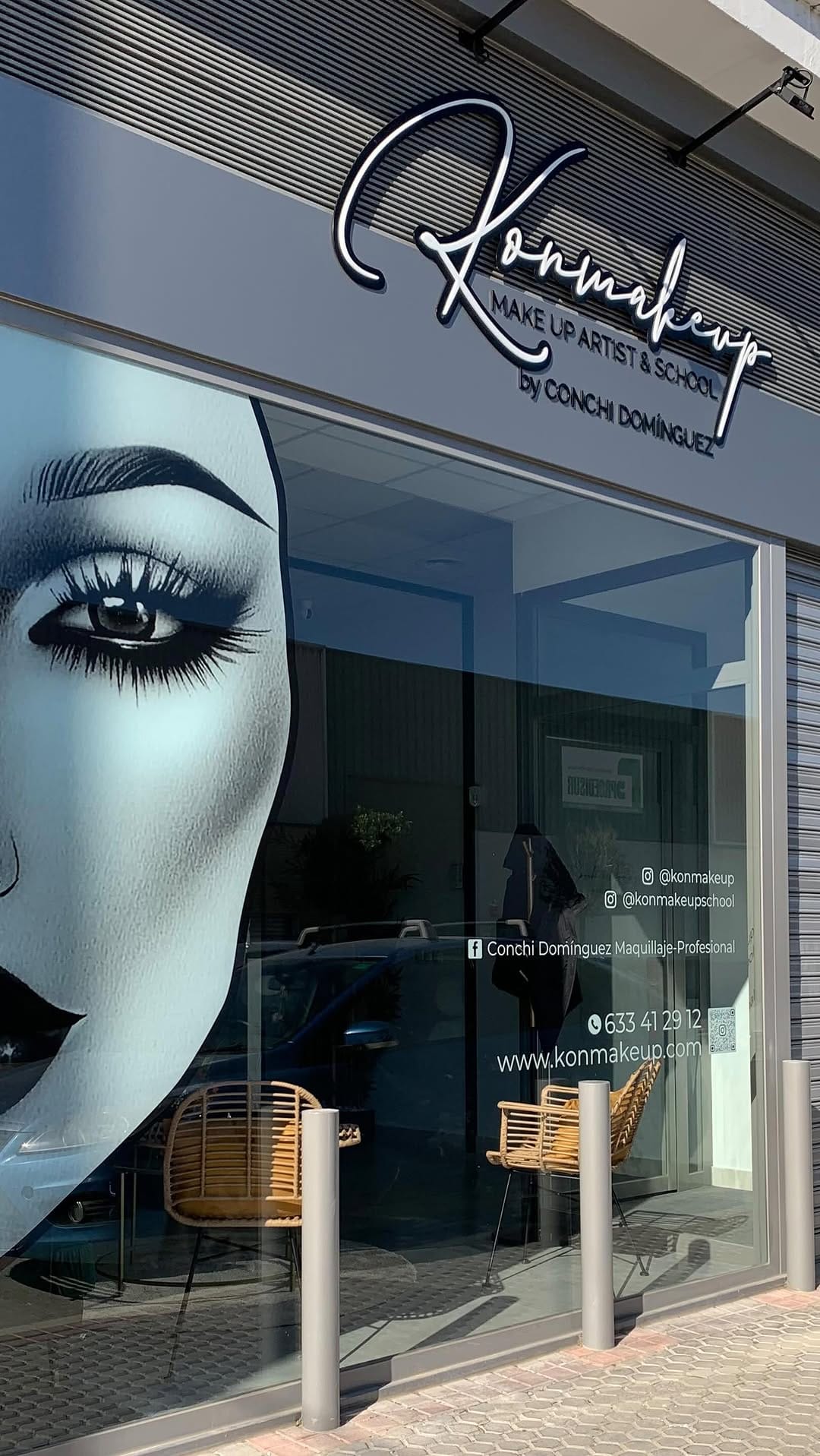 Post 5 by Conchi Dominguez - Konmakeup on Instagram (video)