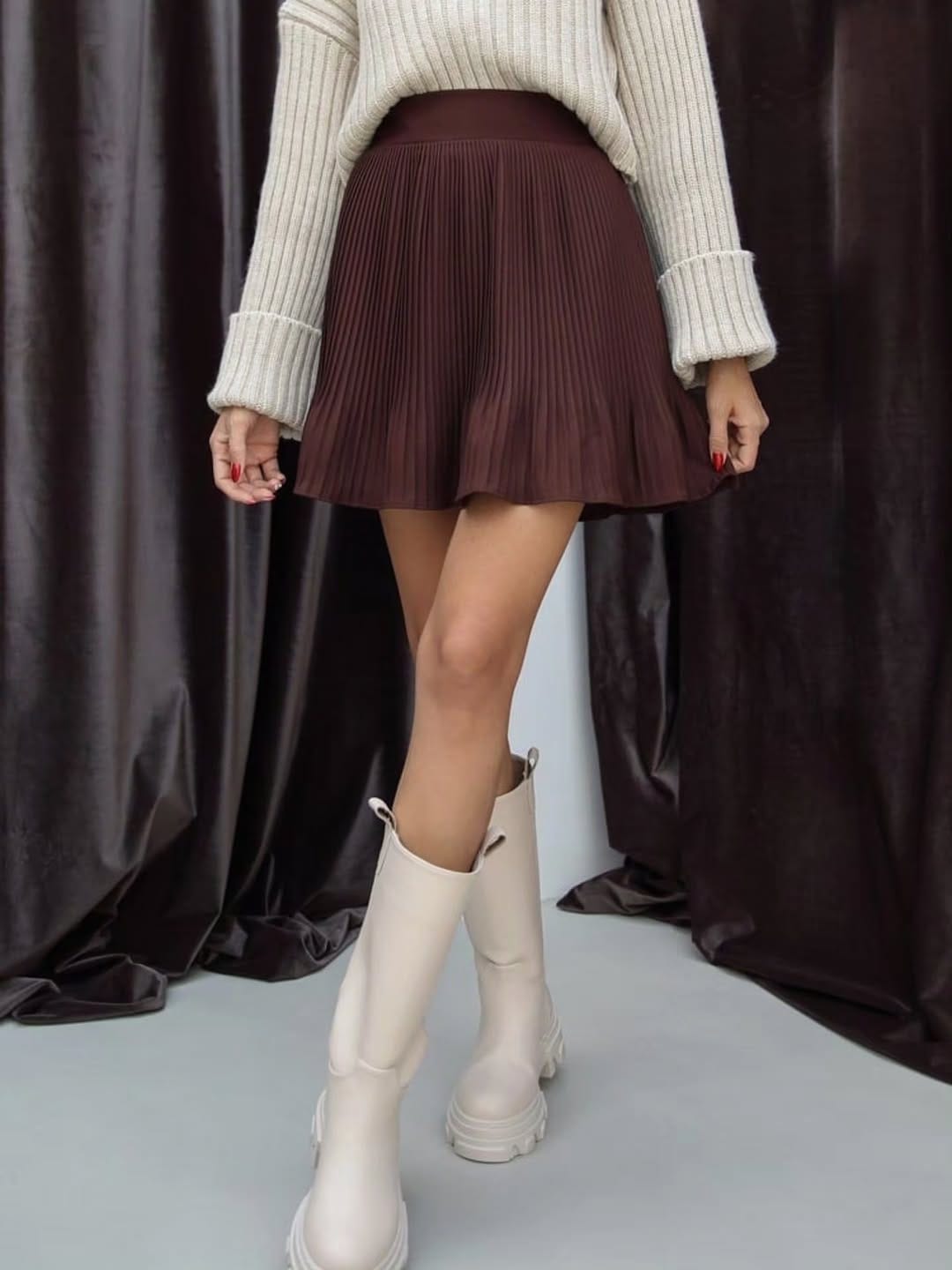 Post 2 by Z DRESSES BY ZARİF on Instagram (carousel)