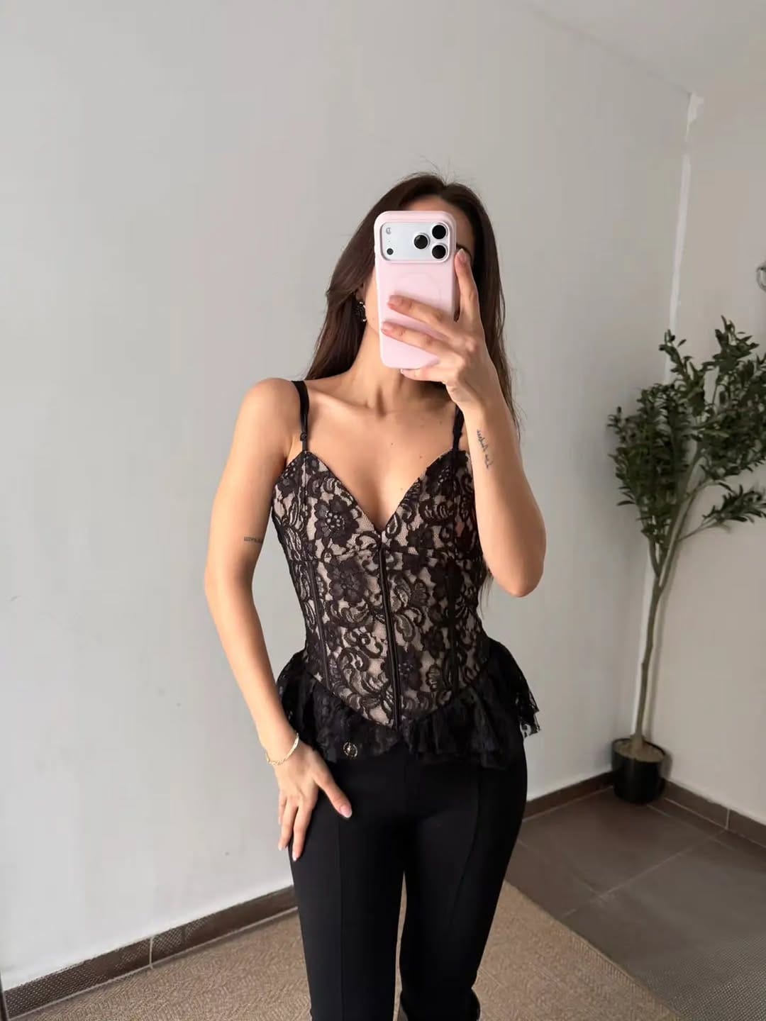 Post 9 by Z DRESSES BY ZARİF on Instagram (carousel)