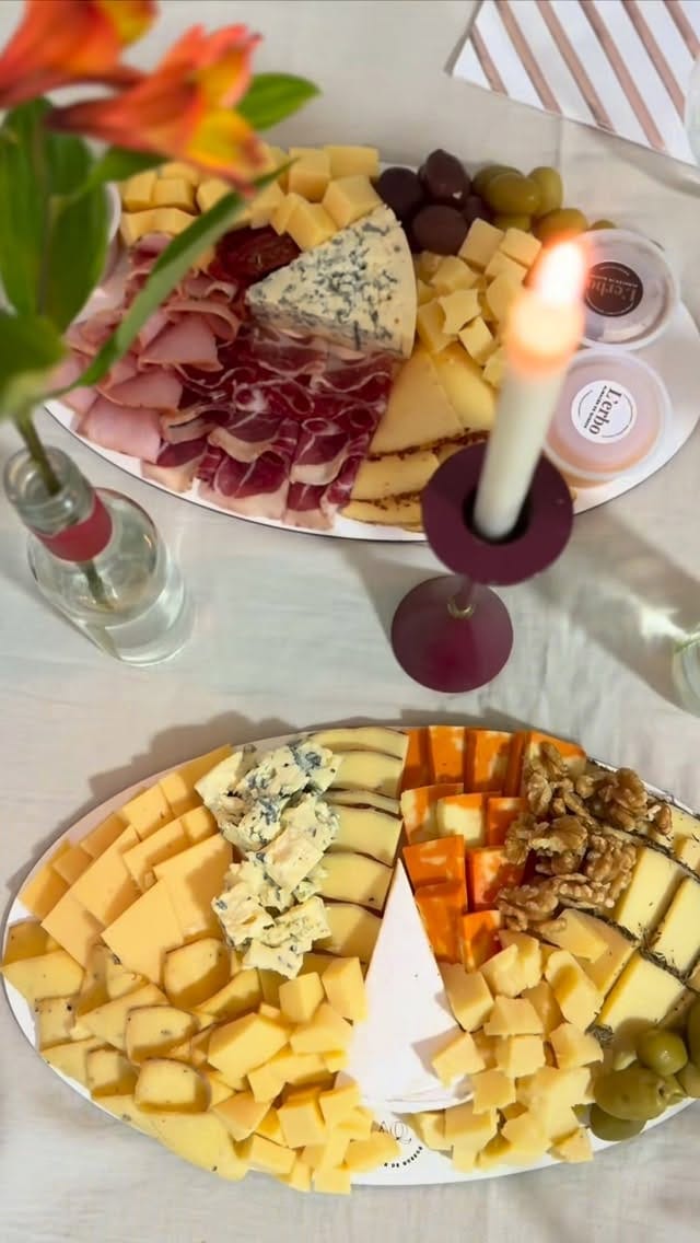 Post 8 by Almacén de quesos on Instagram (video)