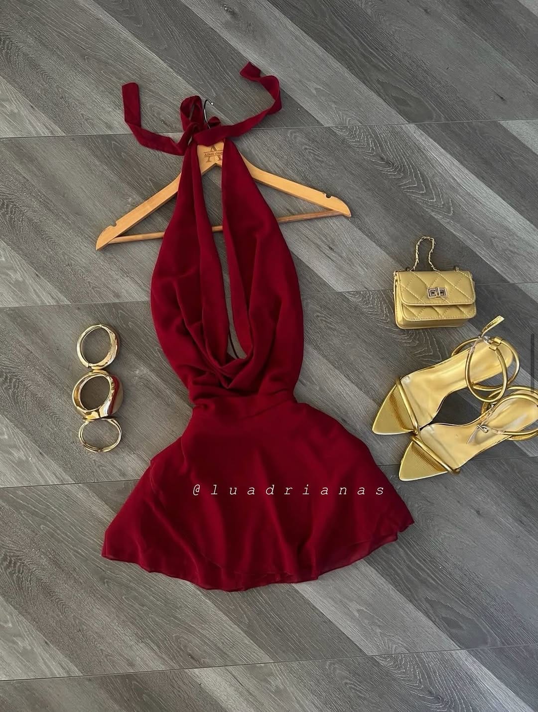 Post 3 by Luadrianas boutique on Instagram (carousel)