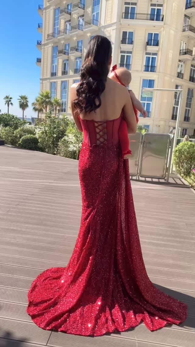 Post 3 by Jessirelys Diaz on Instagram (video)