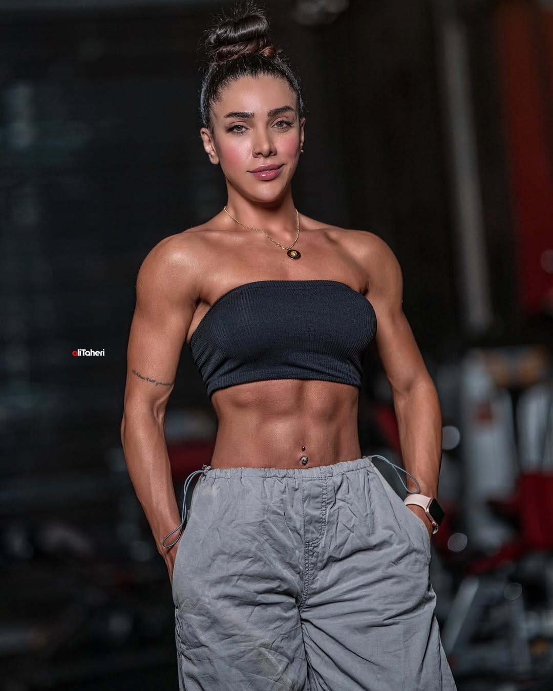 Post 10 by Setareh Sinaei on Instagram (image)