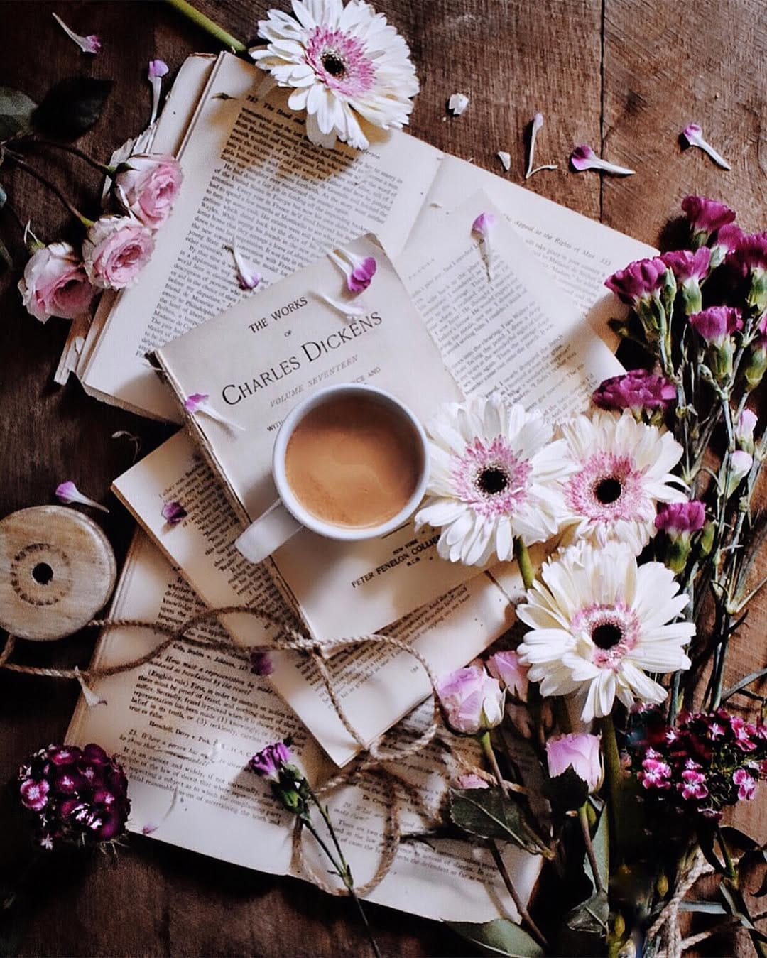 Post 3 by Paola 🇲🇽🌸☕️🍂🧁 on Instagram (image)