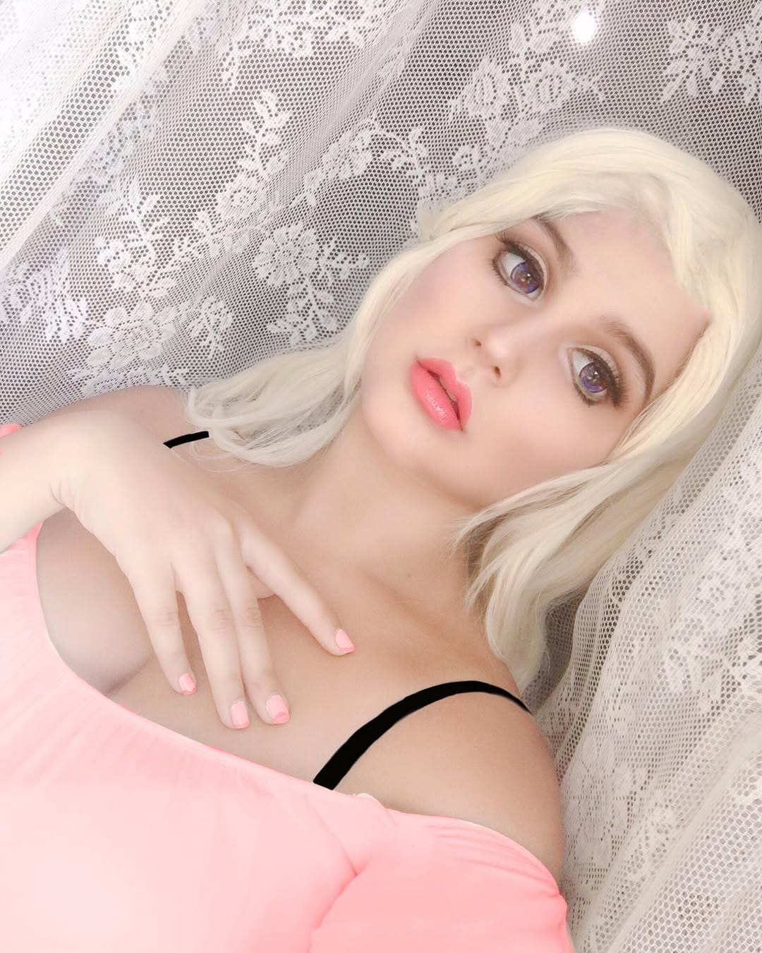 Post 9 by AKIKO on Instagram (image)