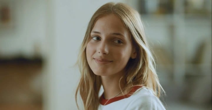 Post 8 by Julia Mayer on Instagram (video)
