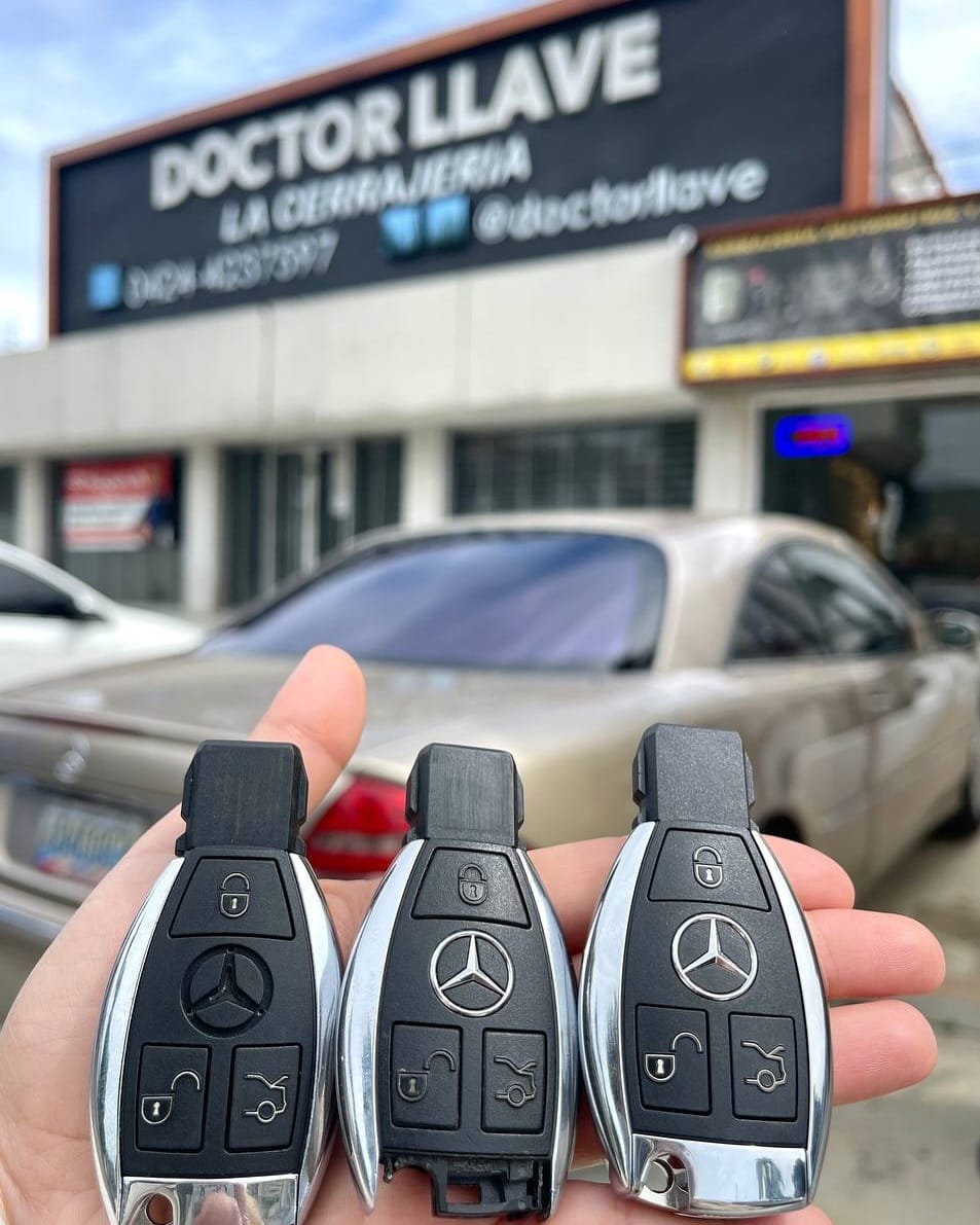Post 10 by Doctor Llave | Cerrajería Automotriz on Instagram (carousel)