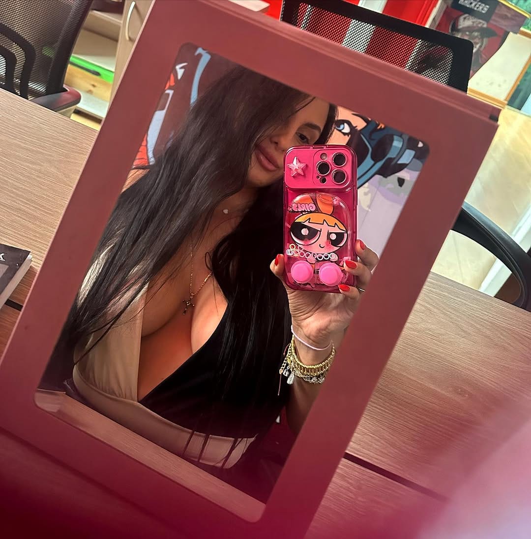 Post 3 by LINDA K BLANCO 👽🛸 on Instagram (image)