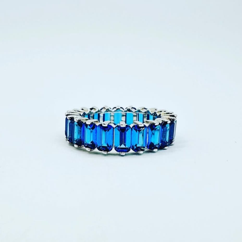 Post 3 by Joyeria Azra on Instagram (image)