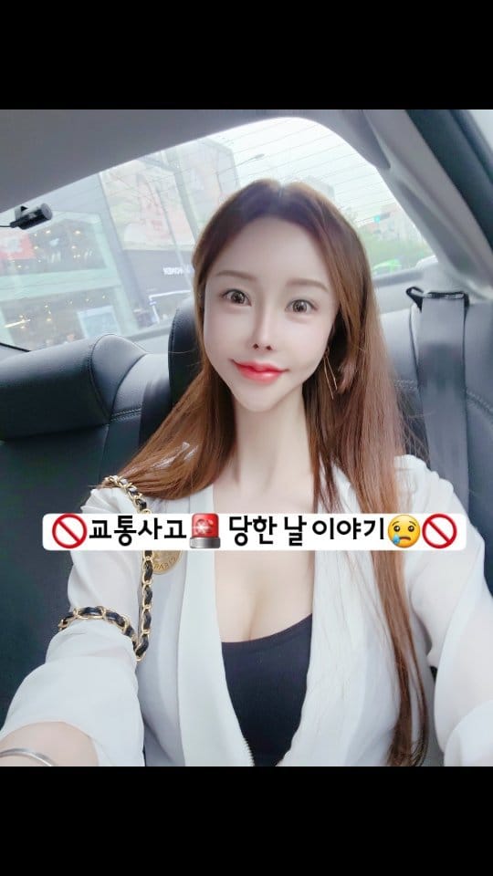 Post 6 by 최현지 🩷 Choi Hyun Ji 🇰🇷 Model / Actress 🎬 on Instagram (video)