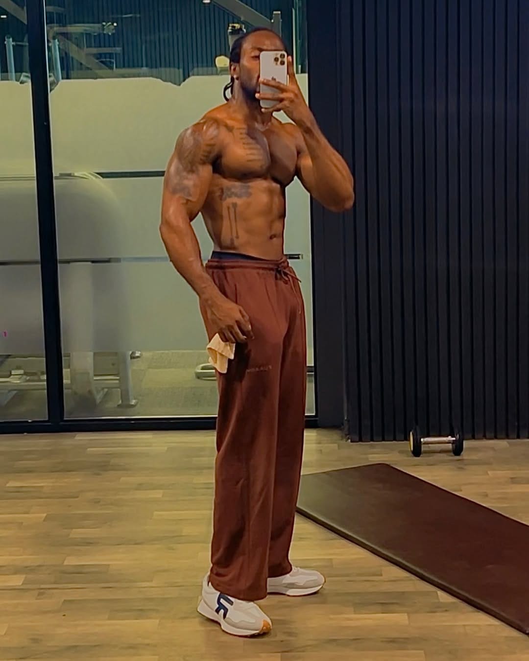 Post 9 by kenny 🥷🏿 on Instagram (carousel)