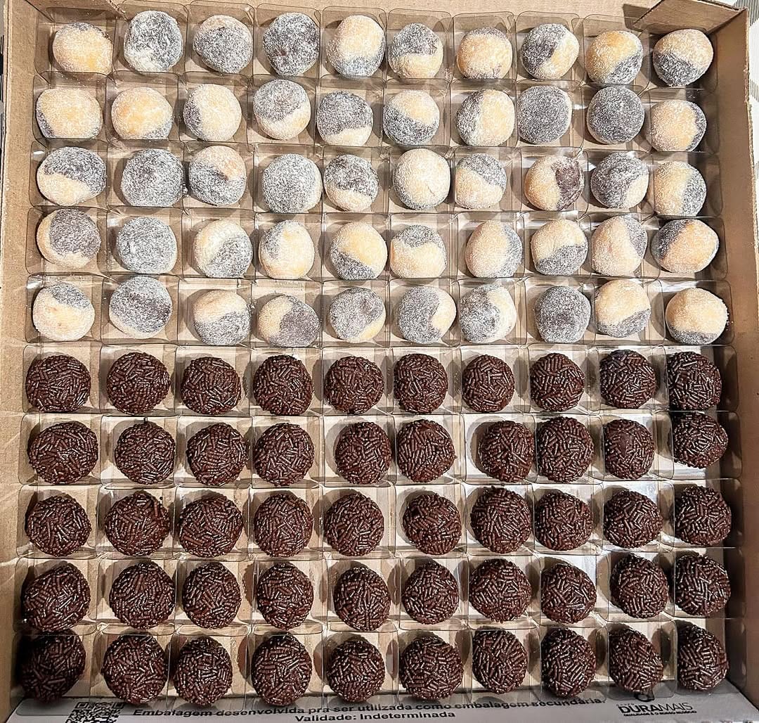 Post 4 by Bolos| Doces florais| Bem casados| Brownie| Maceió on Instagram (image)