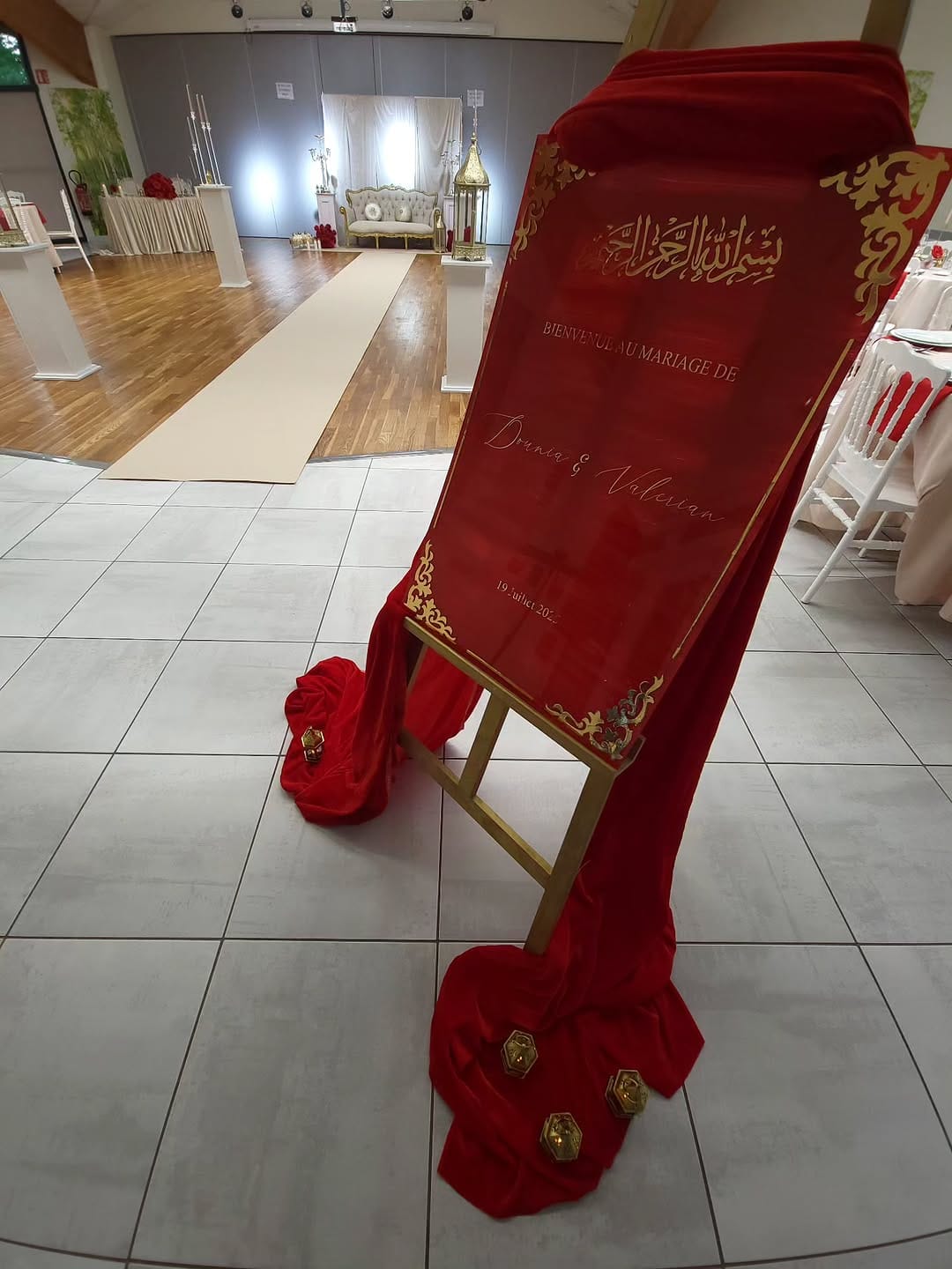 Post 6 by Royal Wedding Déco Lyon on Instagram (image)