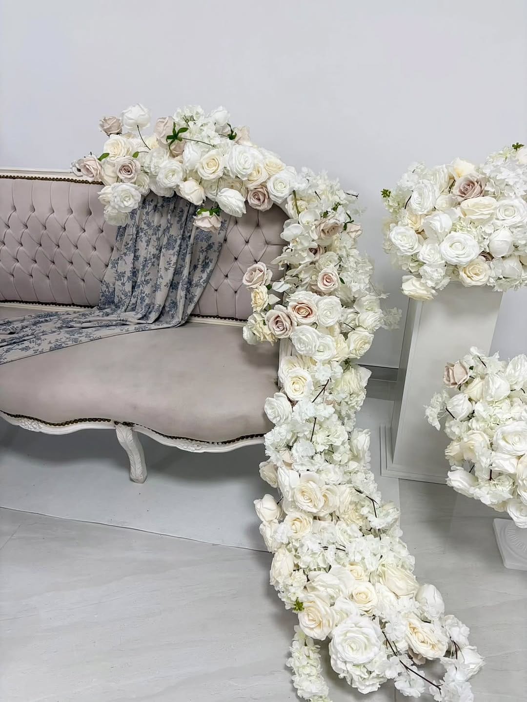 Post 9 by Royal Wedding Déco Lyon on Instagram (image)
