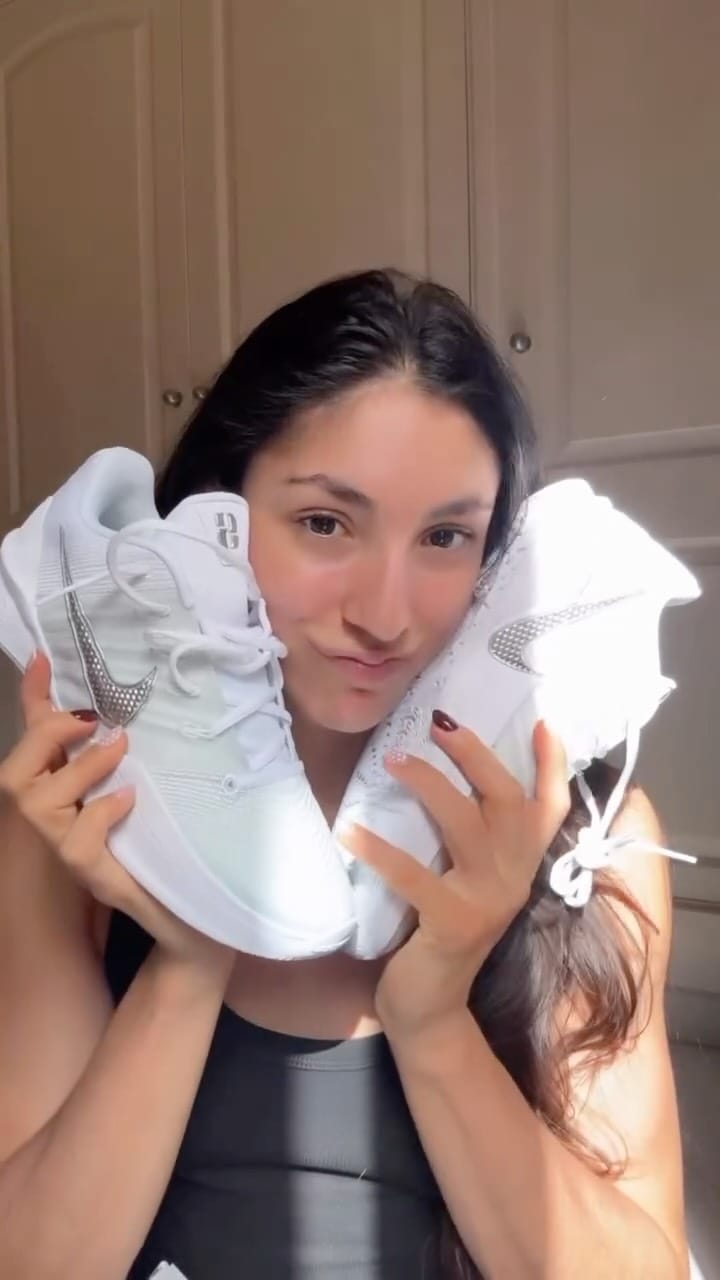 Post 5 by Beatriz Novoa V on Instagram (video)