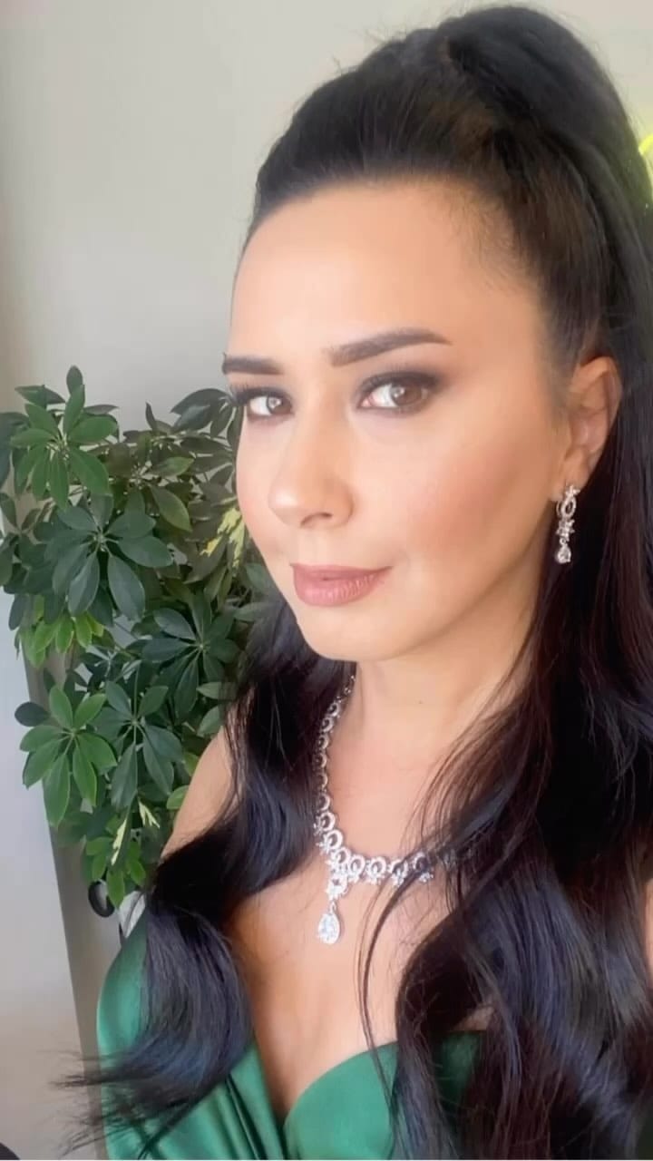 Post 5 by Seda Emanet on Instagram (video)