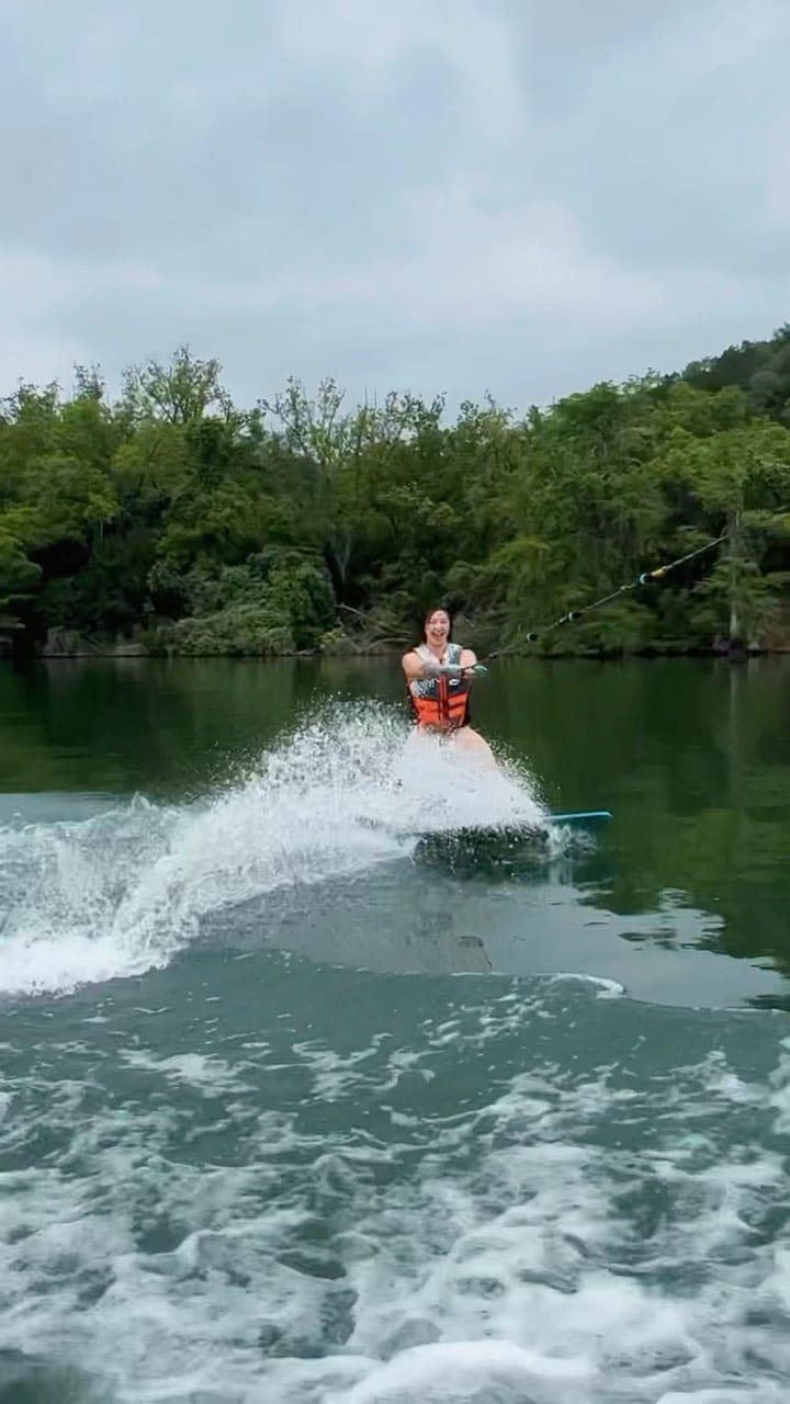 Post 2 by Kelly Willard on Instagram (video)