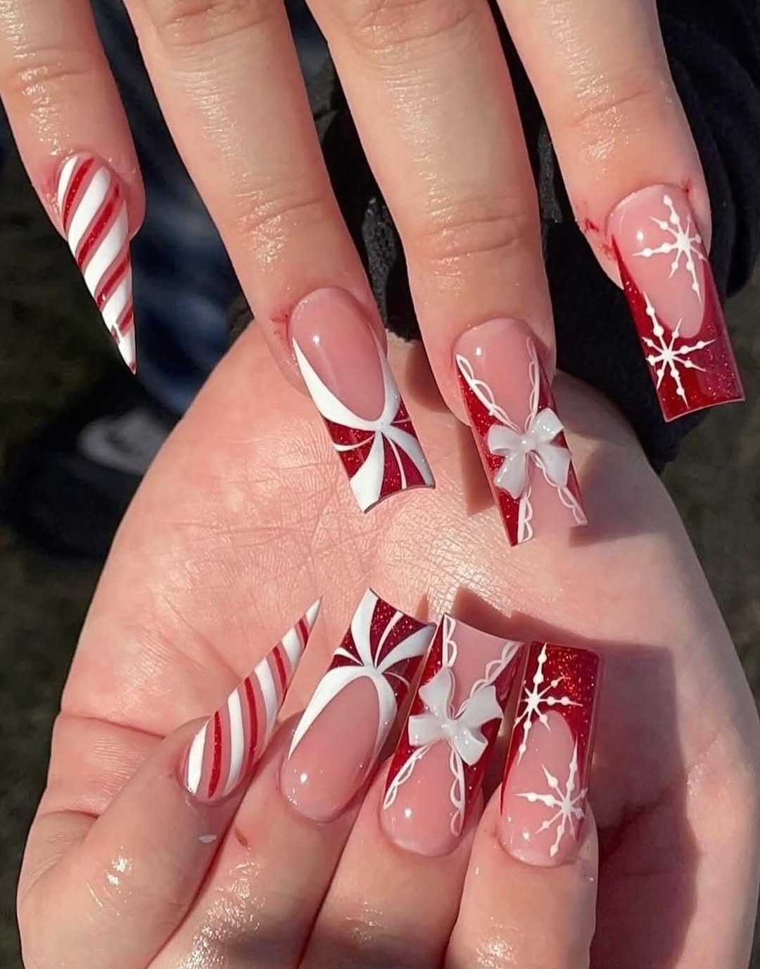 Post 5 by Nails2u on Instagram (image)
