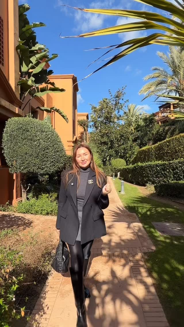 Post 4 by Natalia Karat | The Celebrity Realtor on Instagram (video)