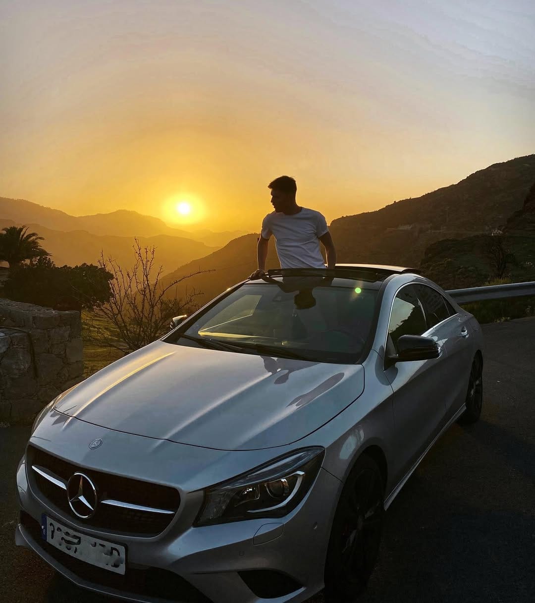 Post 10 by Daniel Ruiz Posadas on Instagram (image)