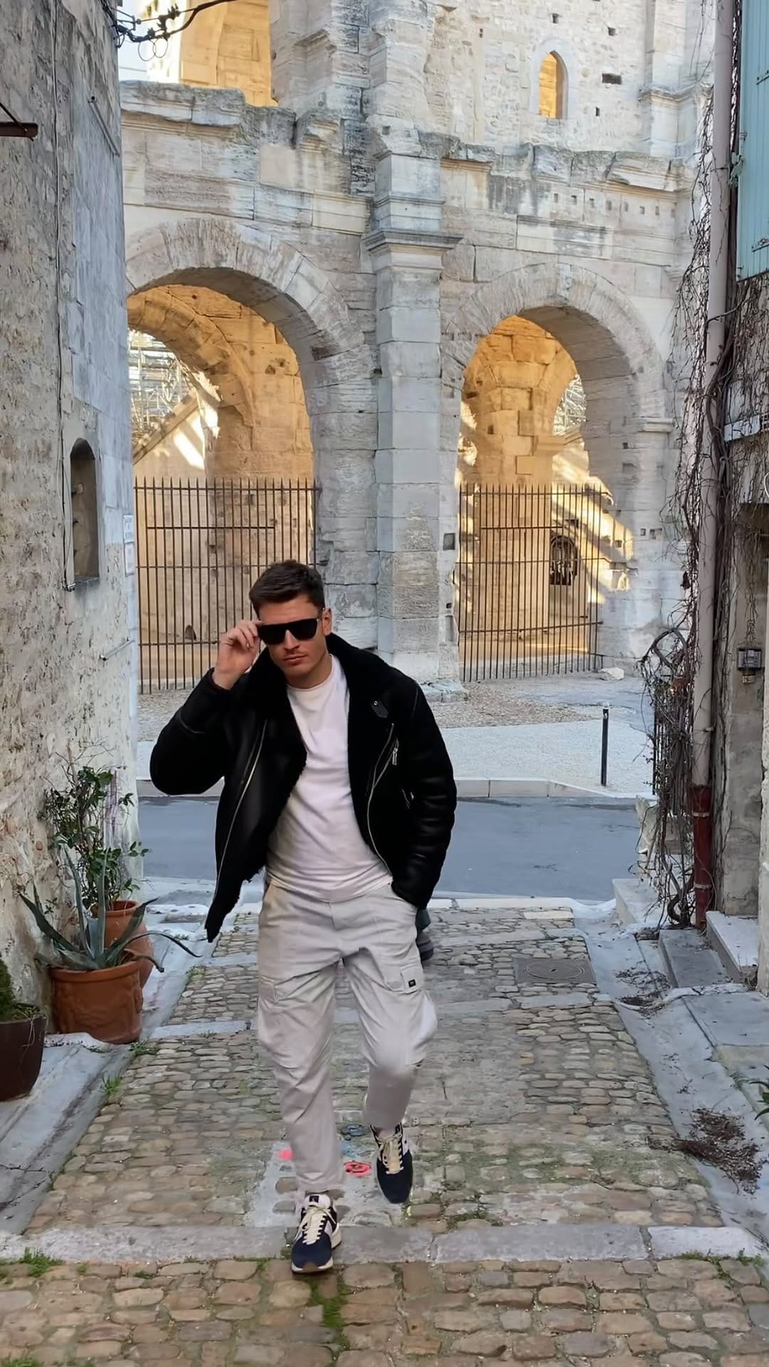 Post 9 by Daniel Ruiz Posadas on Instagram (video)