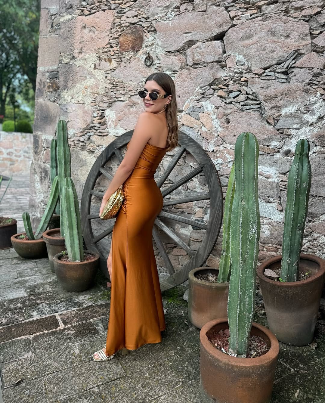 Post 4 by Michelle Cabello on Instagram (image)