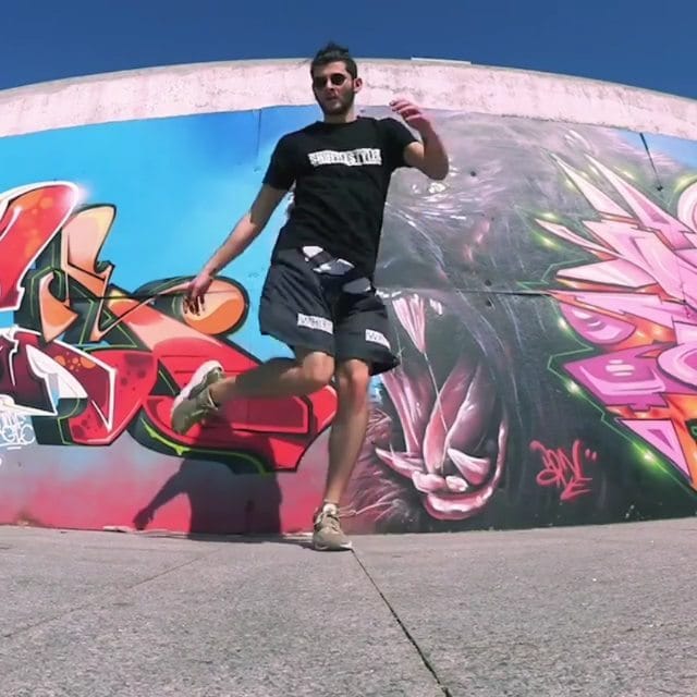 Post 6 by CUTTING⿻SH▲PES CANADA on Instagram (video)