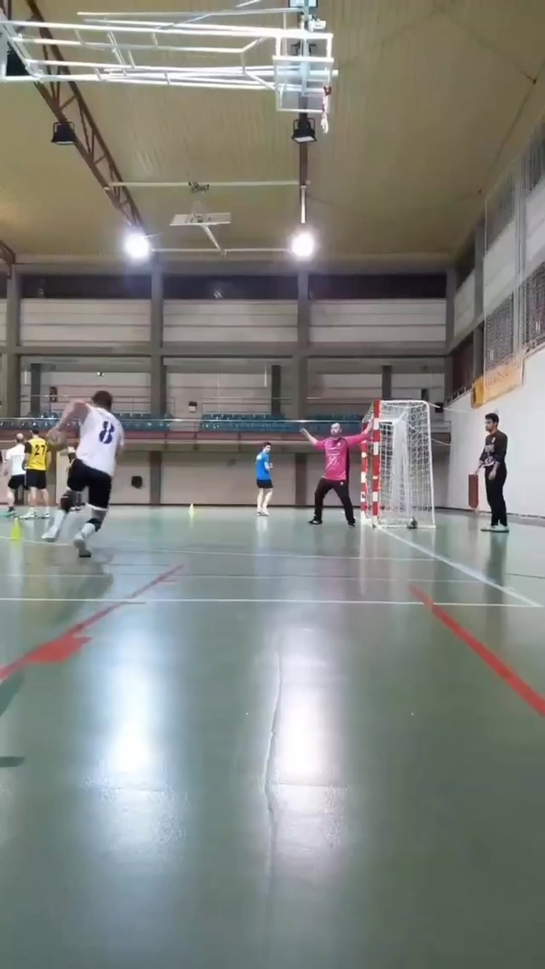 Post 5 by Valonmano Con V on Instagram (video)