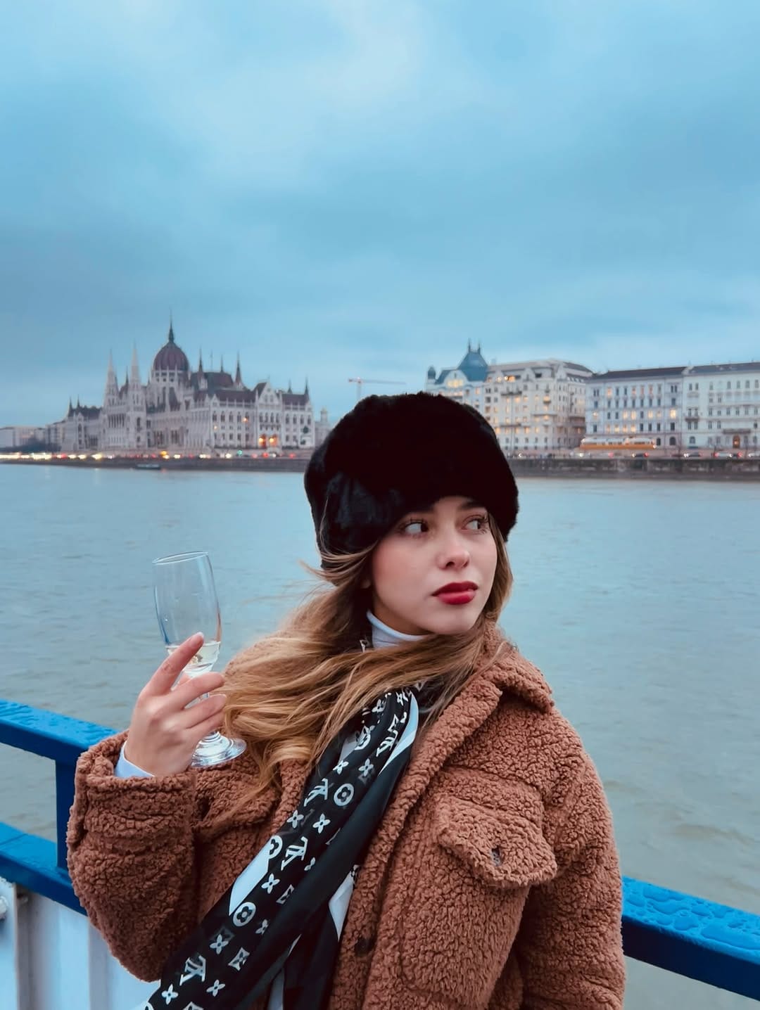 Post 1 by Caryme Rangel on Instagram (carousel)