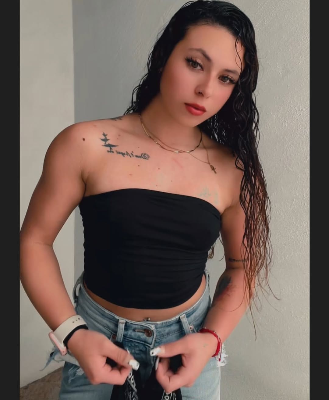 Post 9 by 𝔉𝔞𝔫𝔫𝔶 𝔈𝔰𝔠𝔞𝔪𝔦𝔩𝔩𝔞 on Instagram (image)