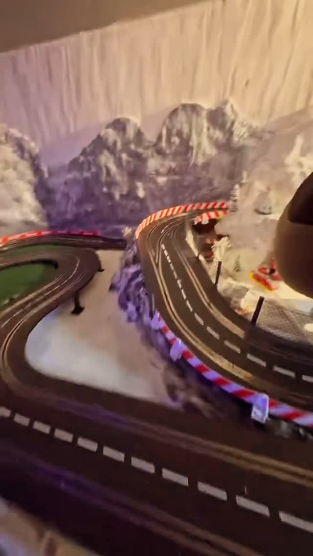 Post 2 by Thorsten Zielinski on Instagram (video)