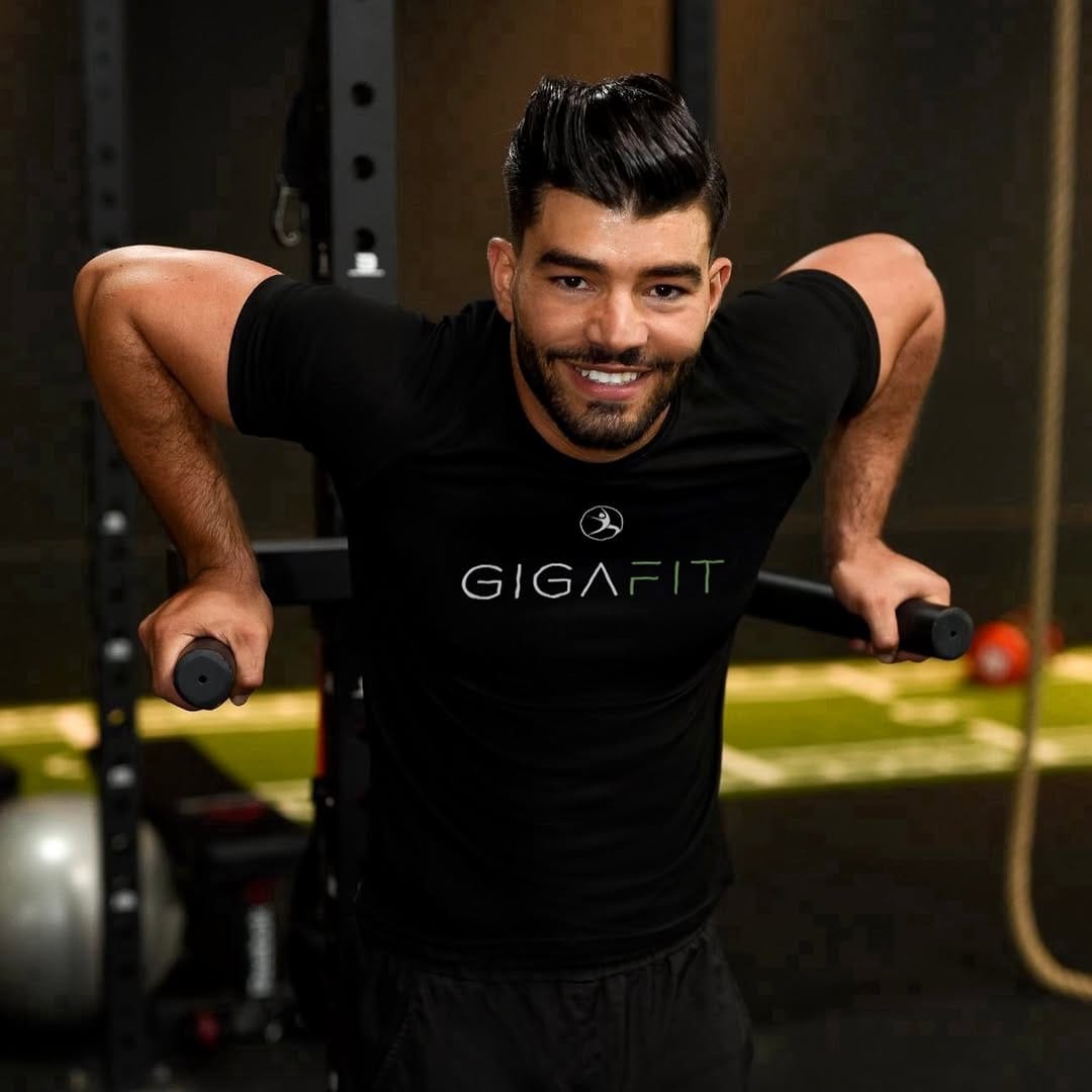 Post 3 by Mountassir Bouhadba on Instagram (image)