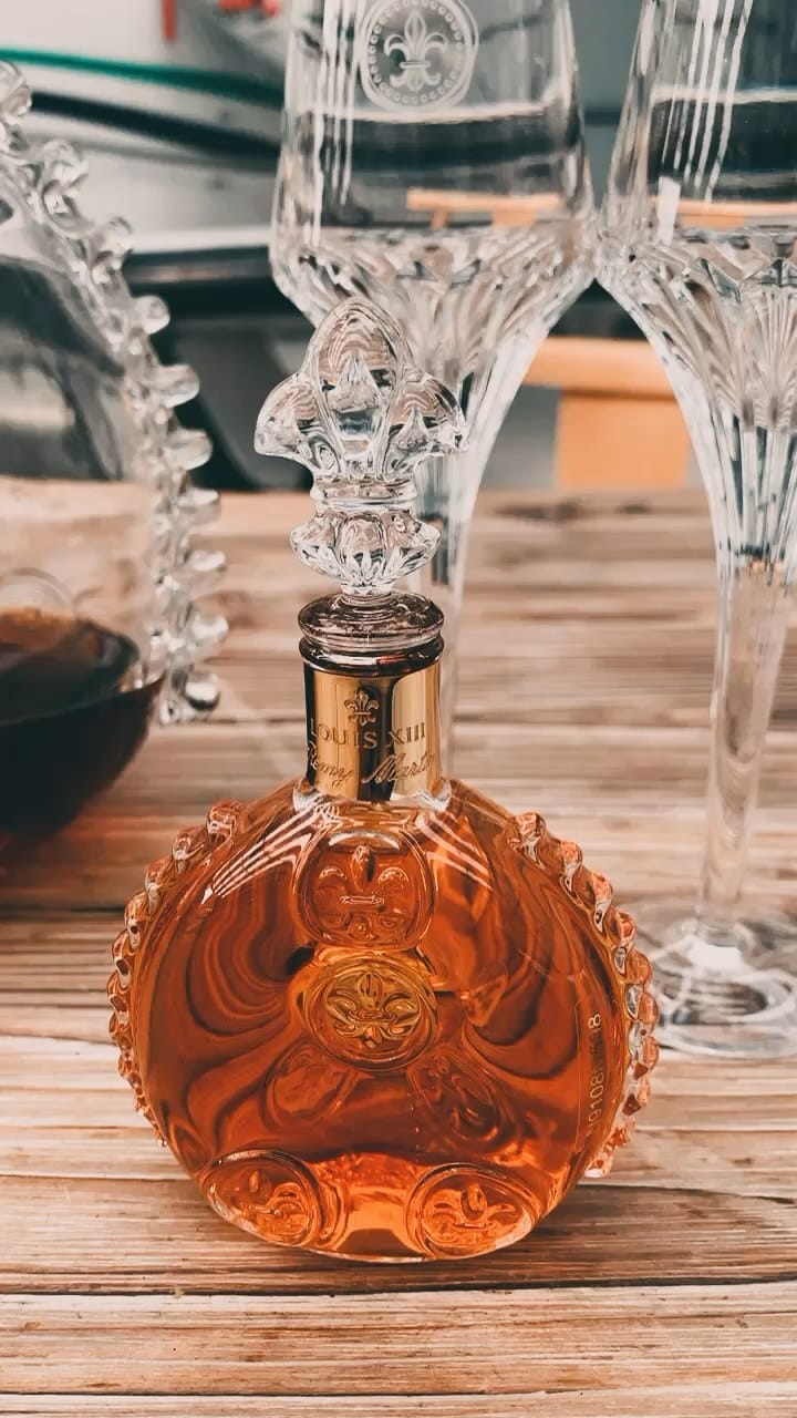 Post 7 by Borja Rengel on Instagram (video)