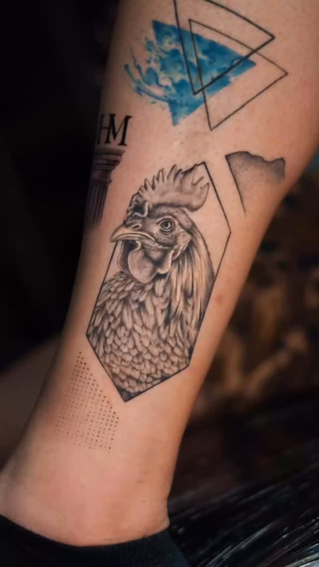 Post 6 by Tatuaje | Conceptual | Microrealismo | Linea fina on Instagram (video)