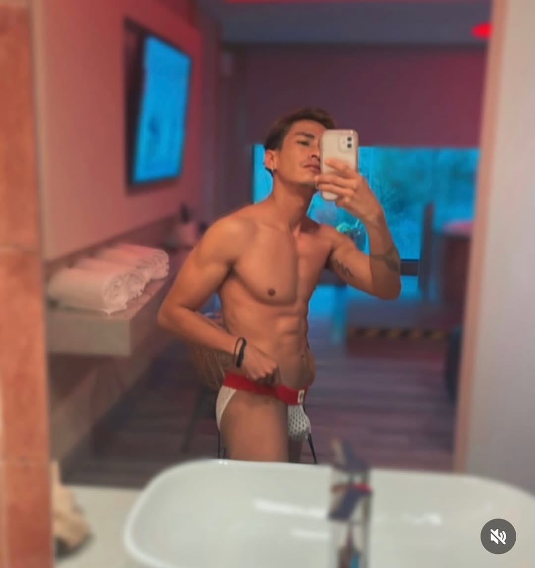 Post 3 by Charts Mendoza on Instagram (image)
