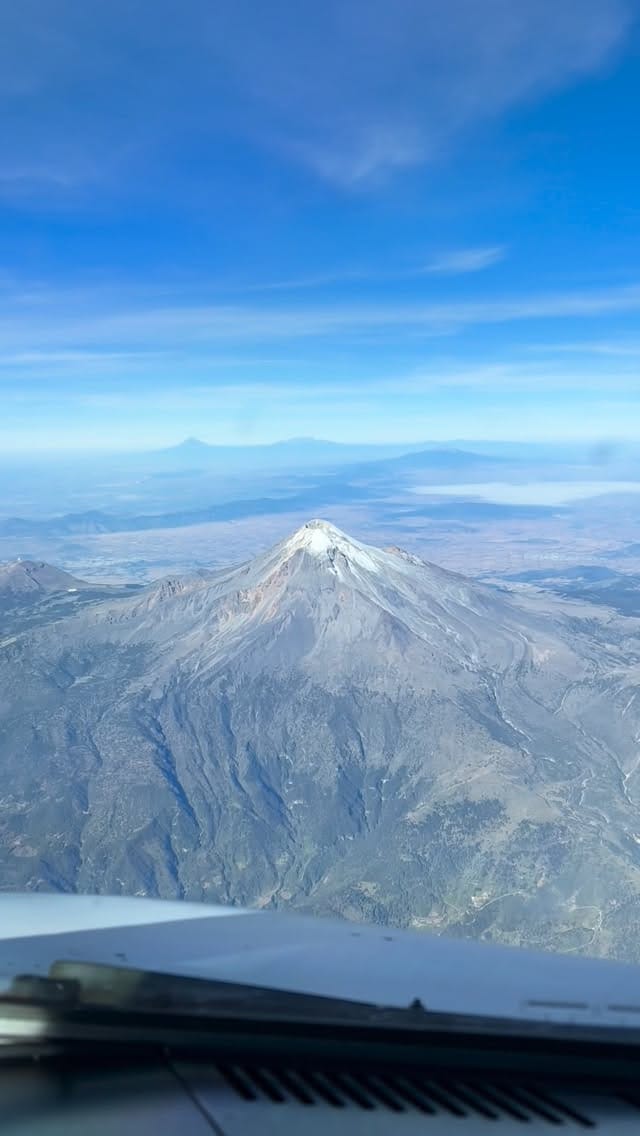 Post 3 by Gustavo Flores on Instagram (video)