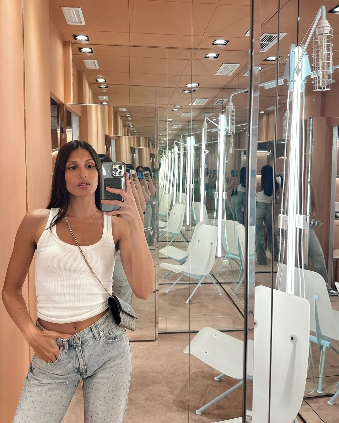 Post 6 by Gabriela Palomar on Instagram (carousel)