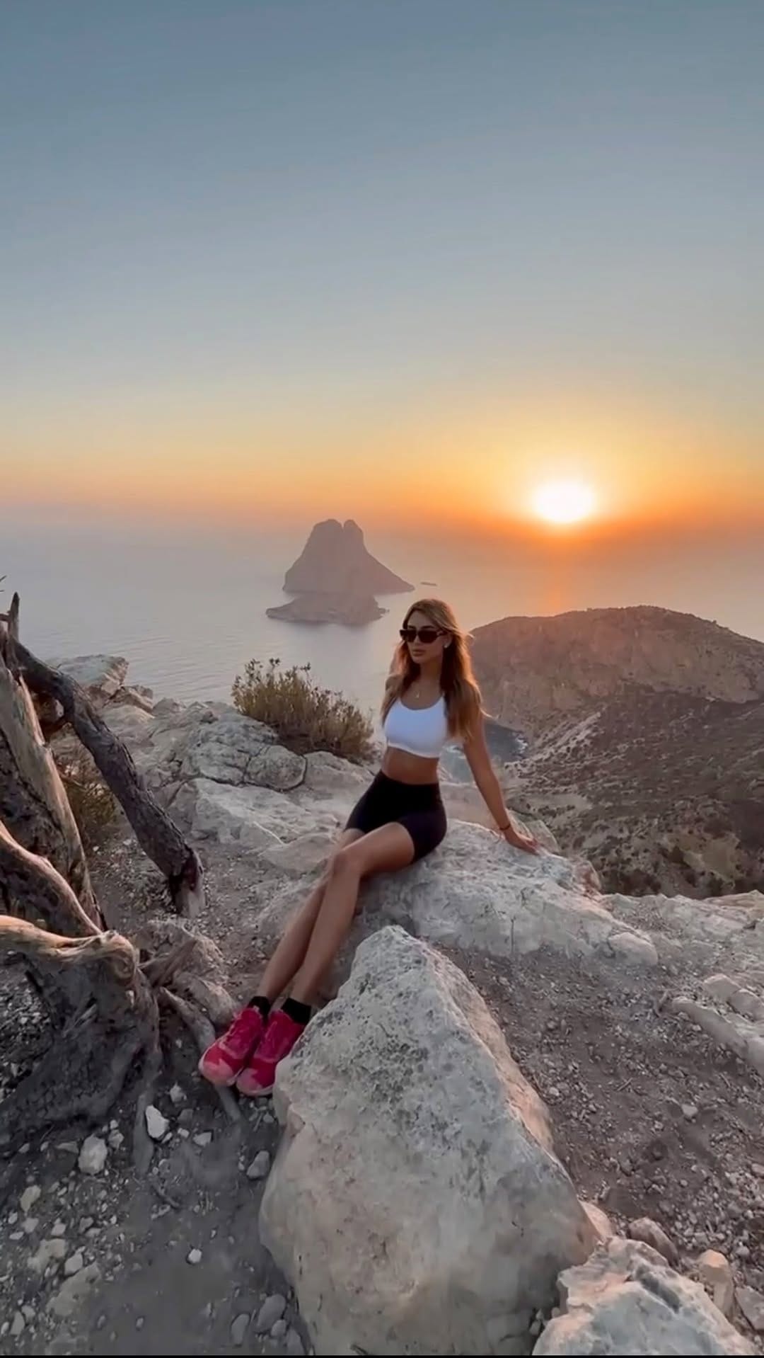 Post 9 by Oxana Gorbatenko on Instagram (video)