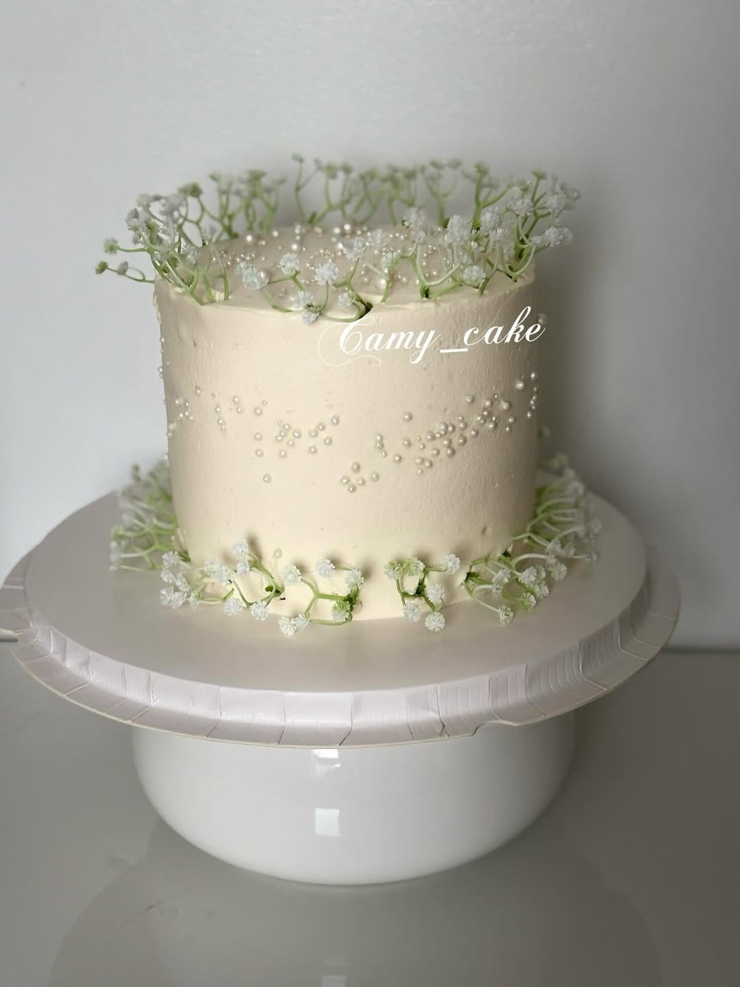 Post 4 by Camy_cake on Instagram (image)