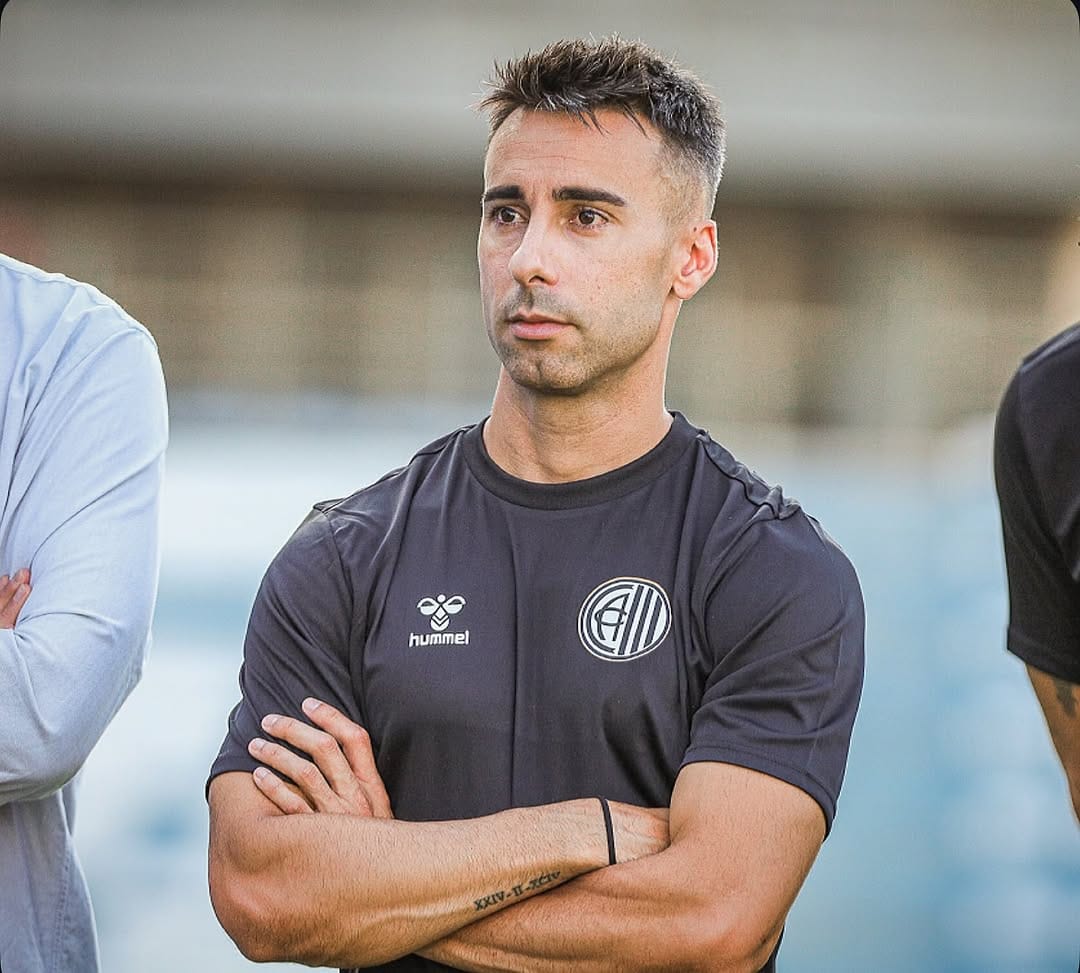 Post 6 by Rafa Navarro on Instagram (image)
