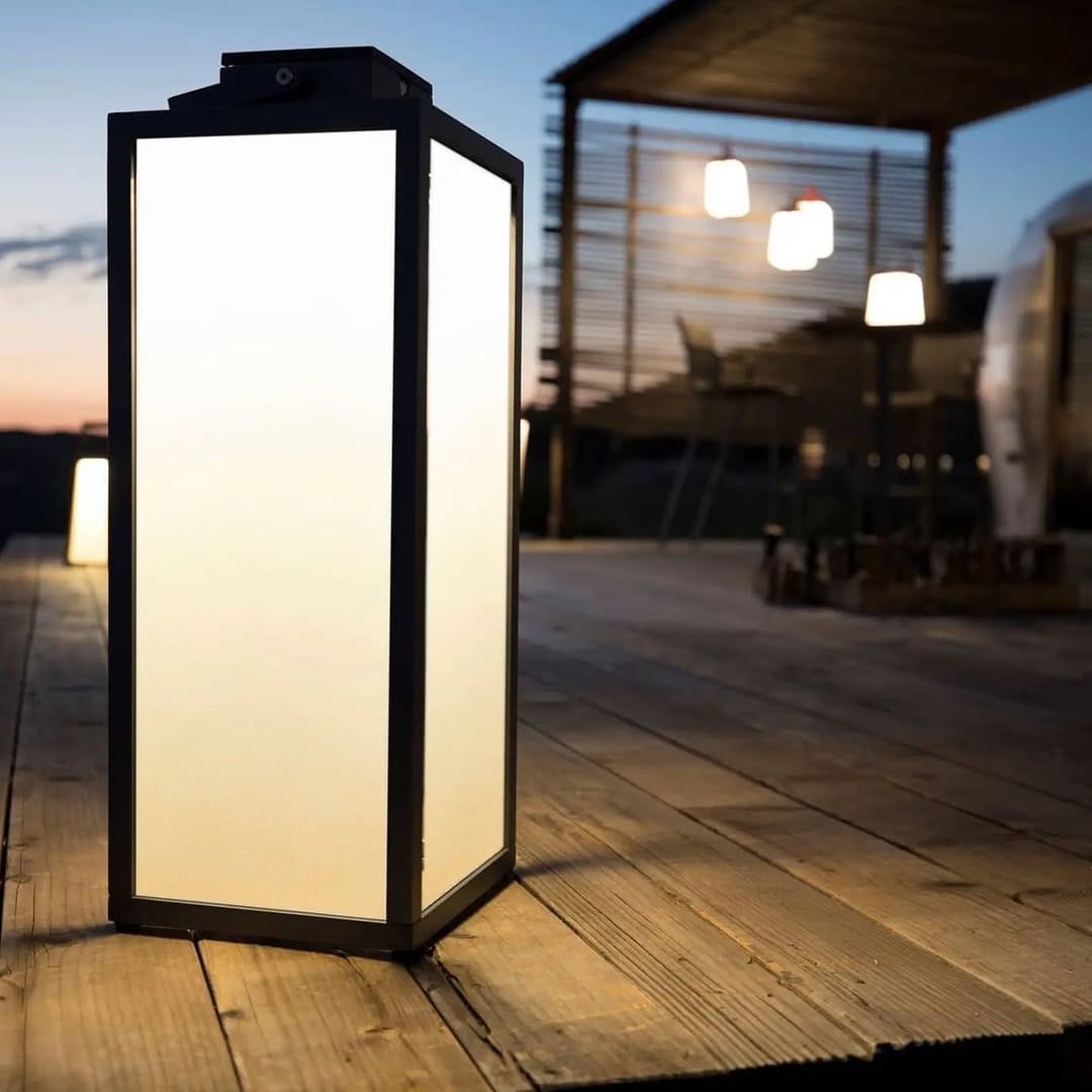 Post 9 by Mobiliario led&design / Modum on Instagram (carousel)