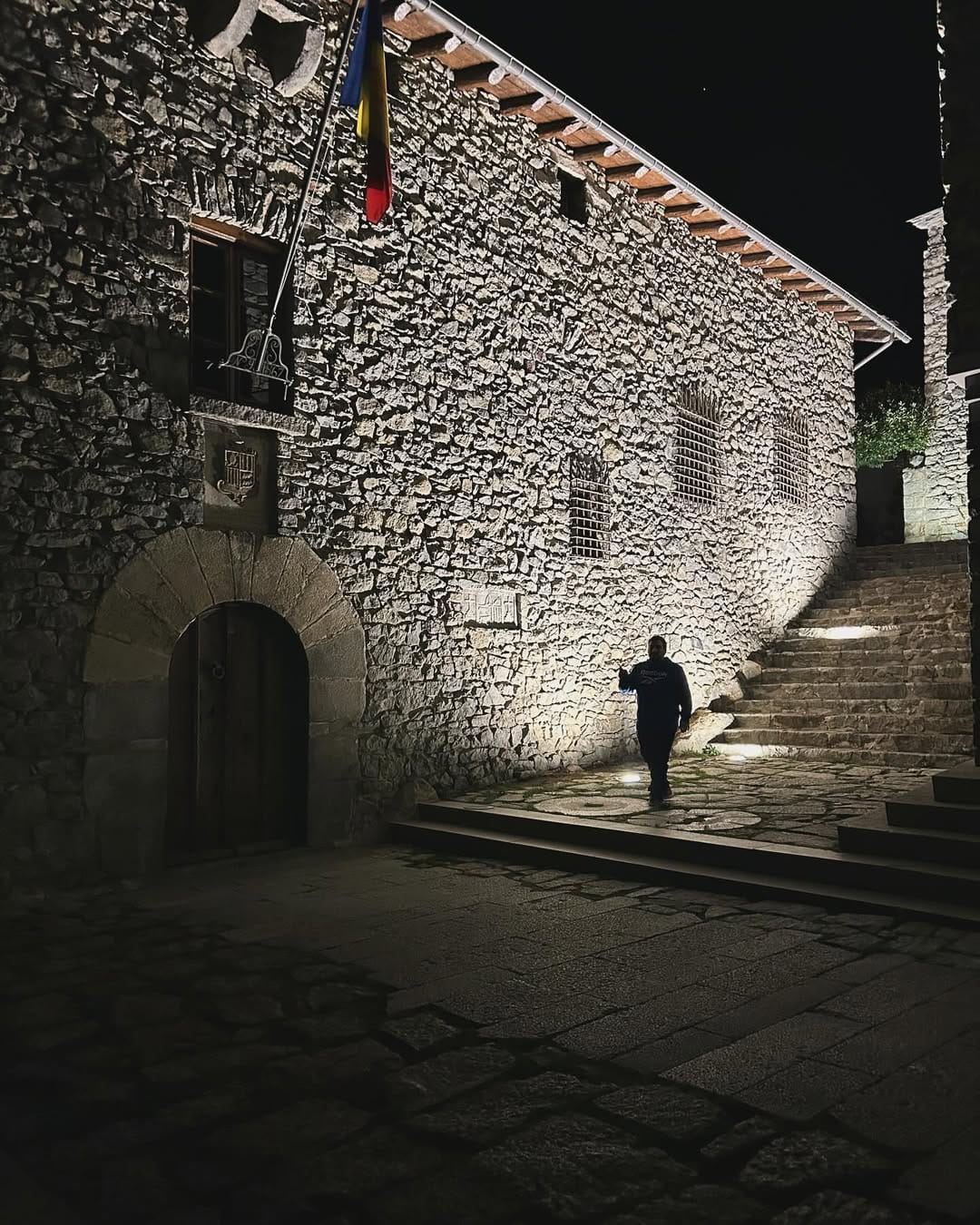 Post 7 by José Antonio on Instagram (image)