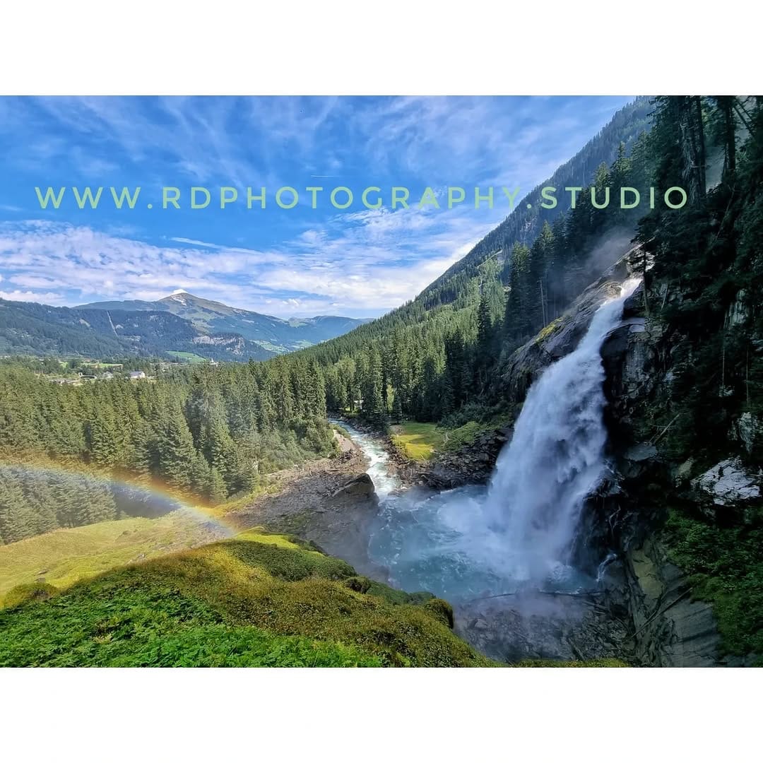 Post 10 by Rudranil Das on Instagram (image)